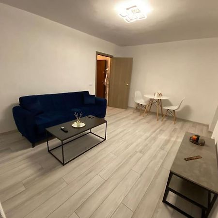 Black& White Apartment ブラショフ エクステリア 写真