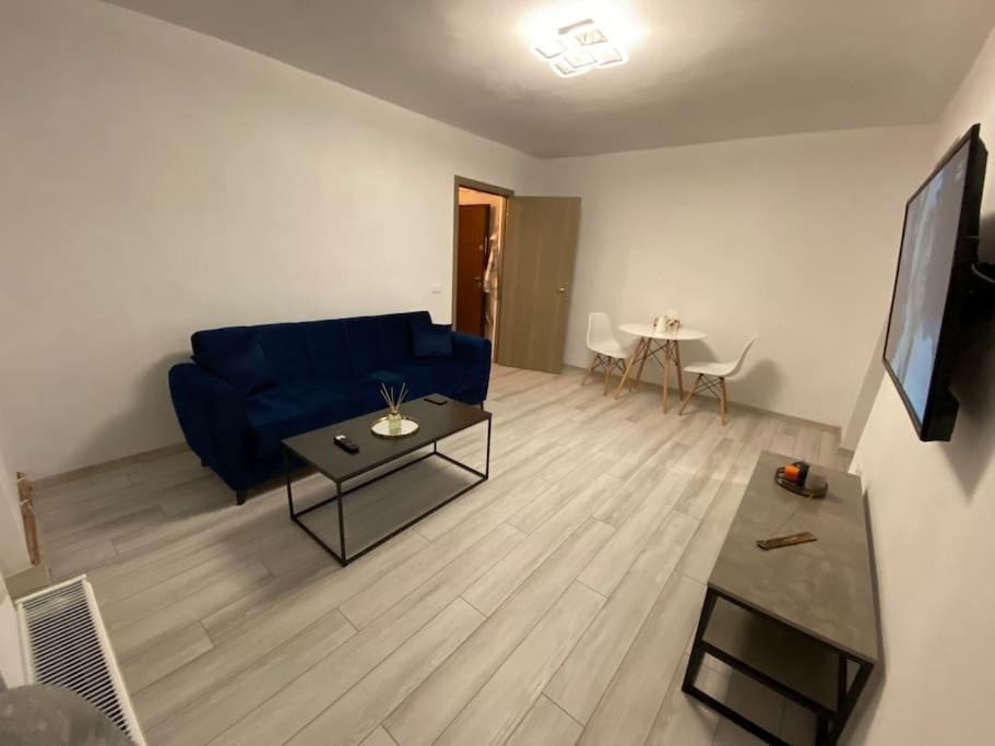 Black& White Apartment ブラショフ エクステリア 写真